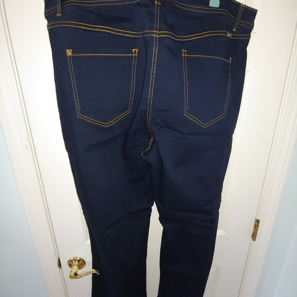 NWOT Plus Size INC International Concepts Tummy Control Bootcut Jeans -  Size 24 - Picture 10 of 10